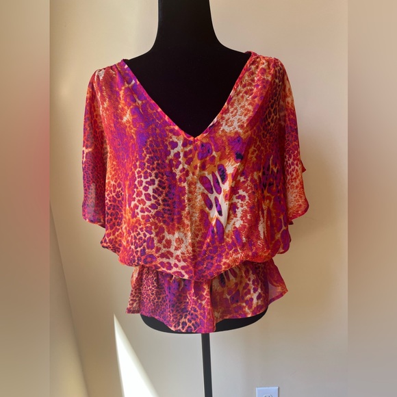 Epique Moi Size M Sheer Top Peplum Abstract Multicolor 100% Polyester V Neck - Picture 1 of 7
